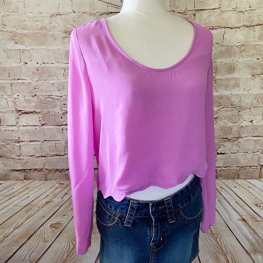 TOBI chiffon scalloped cropped blouse